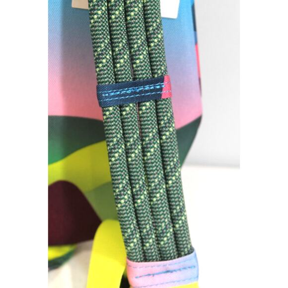 Kavu Crossbody Backpack Beach Hiking Rope Sling Bag Multicolor Mountain Fade - Picture 5 of 16